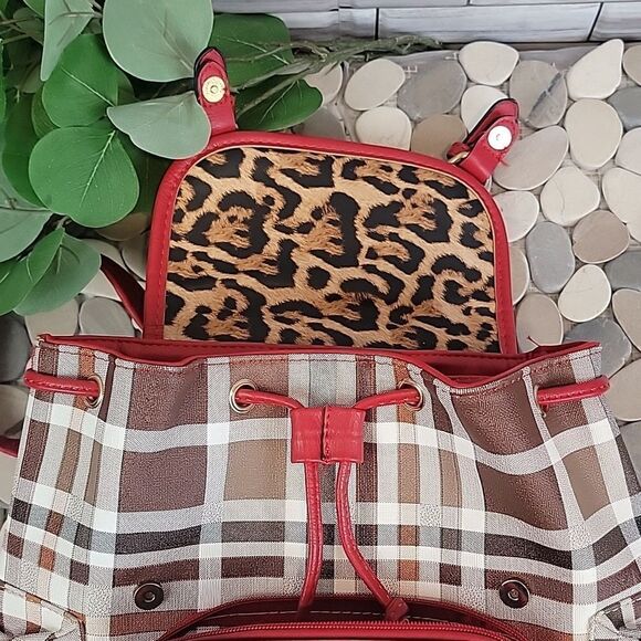 Unbranded checkered plaid backpack - Picture 10 of 13